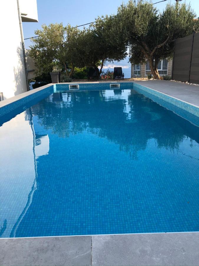 Apartmani Milka I Jozo أوميس المظهر الخارجي الصورة