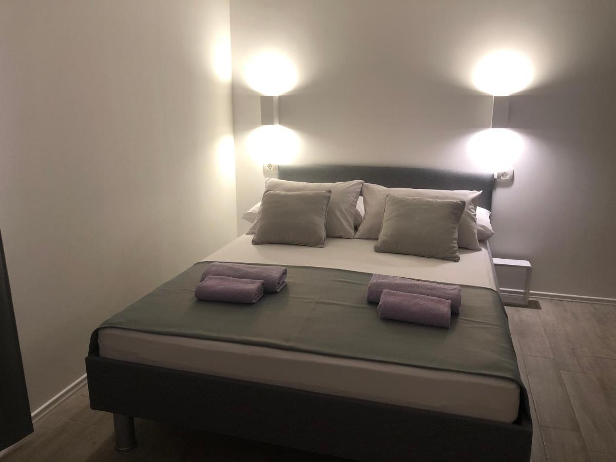 Apartmani Milka I Jozo أوميس المظهر الخارجي الصورة