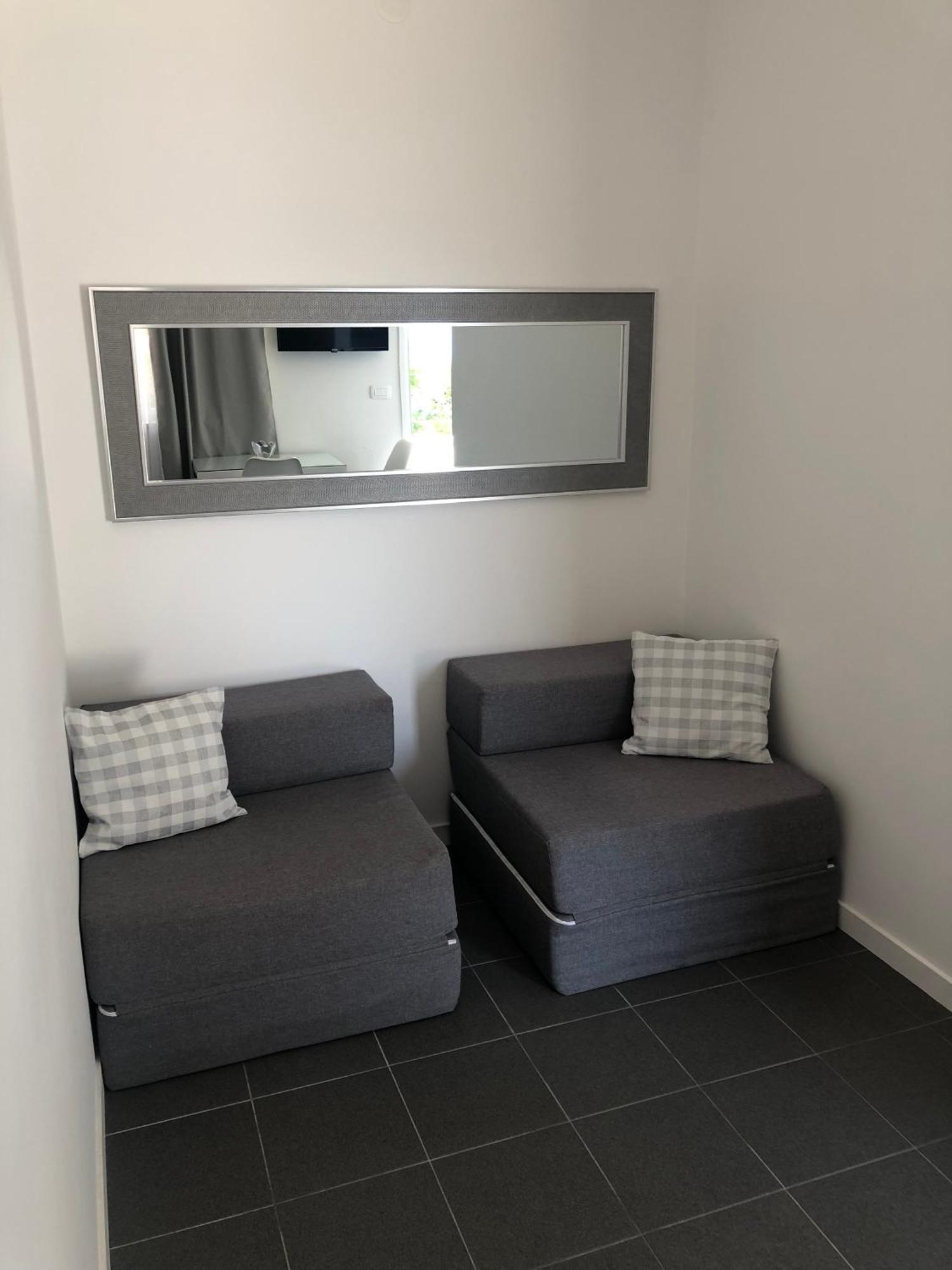 Apartmani Milka I Jozo أوميس المظهر الخارجي الصورة