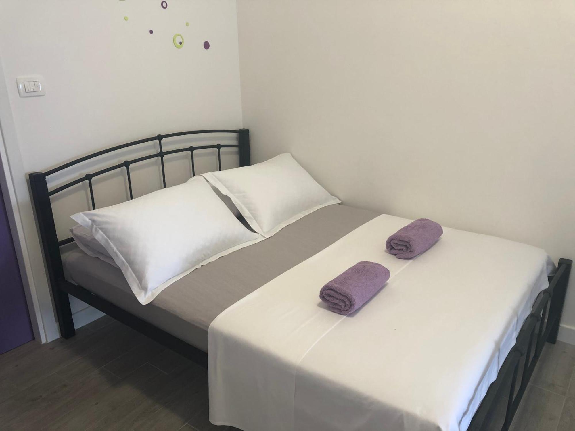 Apartmani Milka I Jozo أوميس الغرفة الصورة