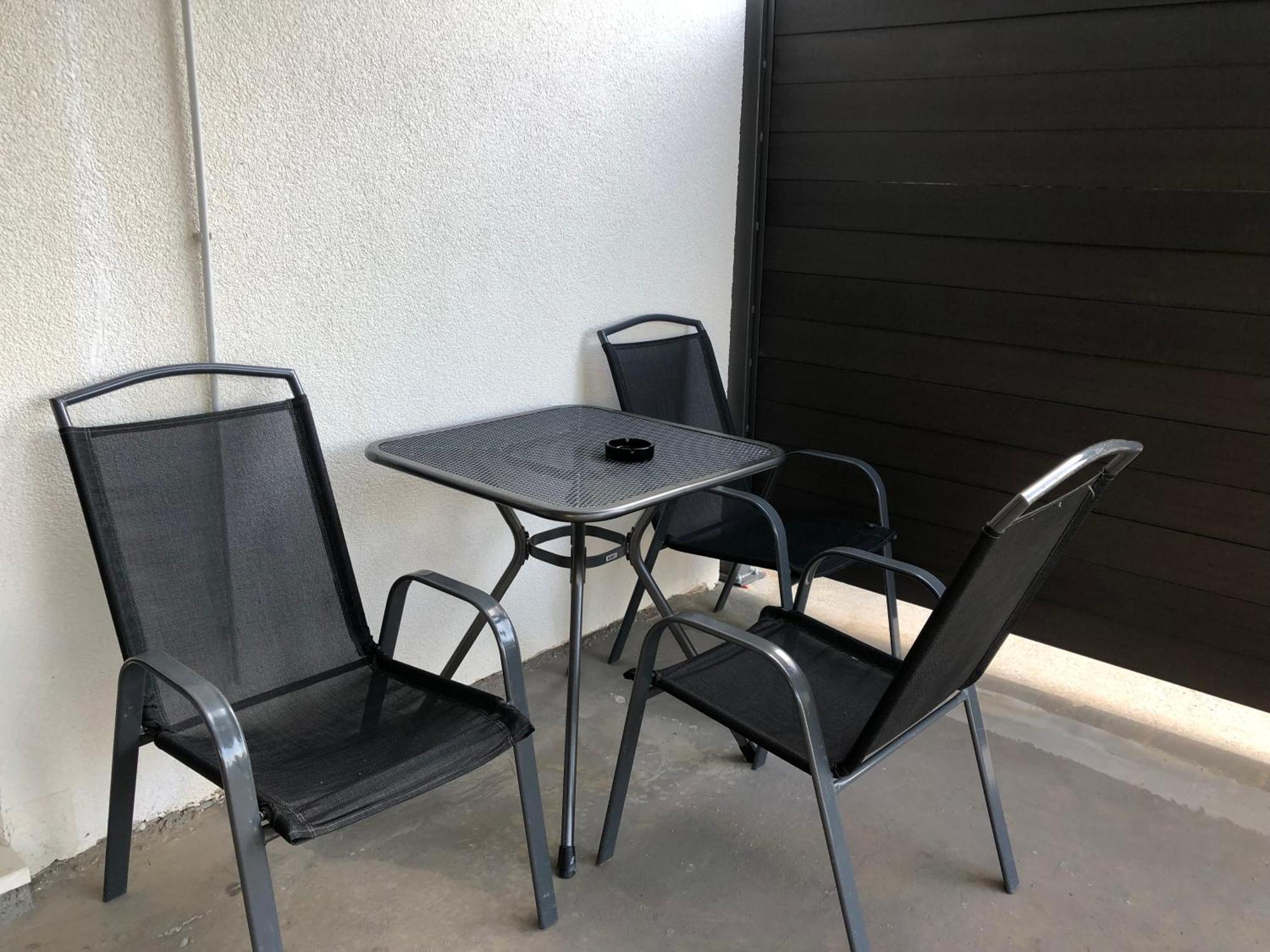 Apartmani Milka I Jozo أوميس الغرفة الصورة