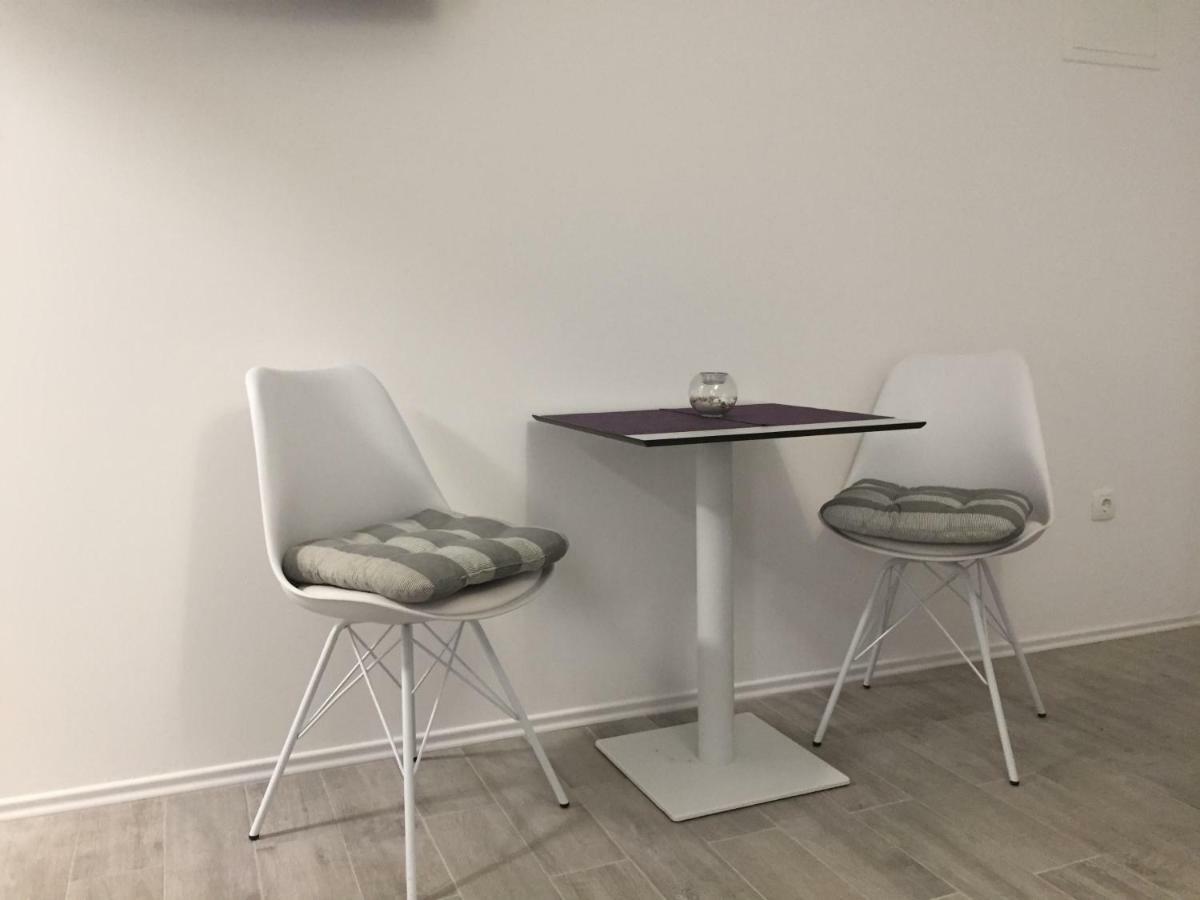 Apartmani Milka I Jozo أوميس المظهر الخارجي الصورة
