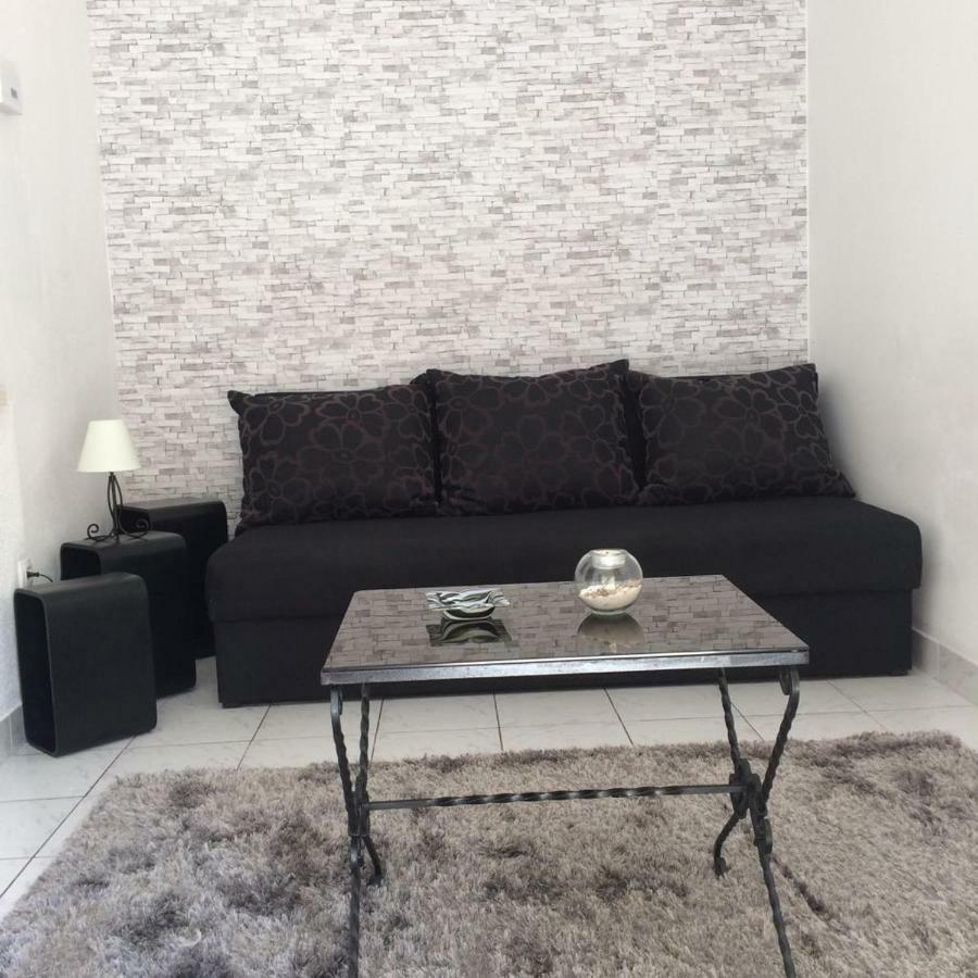 Apartmani Milka I Jozo أوميس المظهر الخارجي الصورة